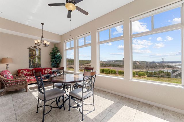 200 Majestic Drive 114, Branson, MO 65616