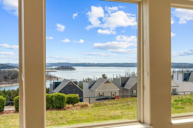 200 Majestic Drive 114, Branson, MO 65616