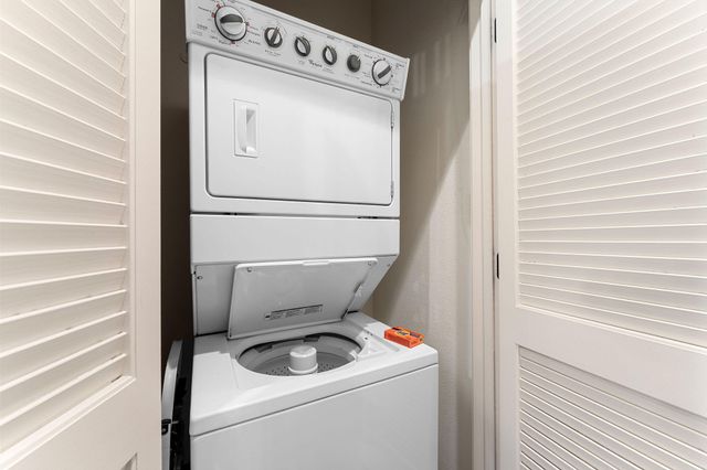 200 Majestic Drive 114, Branson, MO 65616