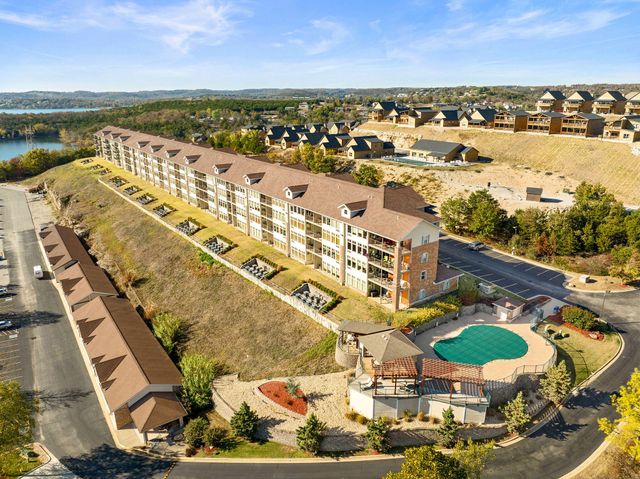 200 Majestic Drive 114, Branson, MO 65616