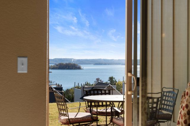 200 Majestic Drive 114, Branson, MO 65616