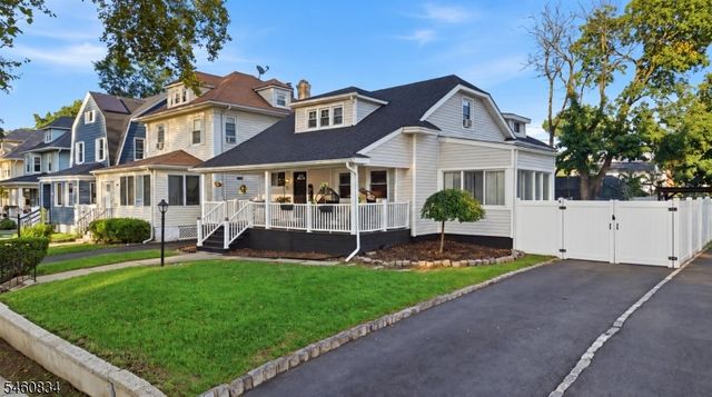 28 Boyden St, East Orange City, NJ 07017