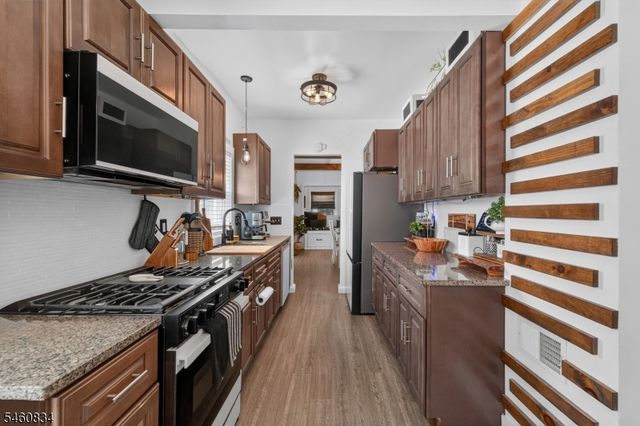 28 Boyden St, East Orange City, NJ 07017
