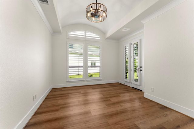 18 Dawning Flower Drive, Tomball, TX 77375