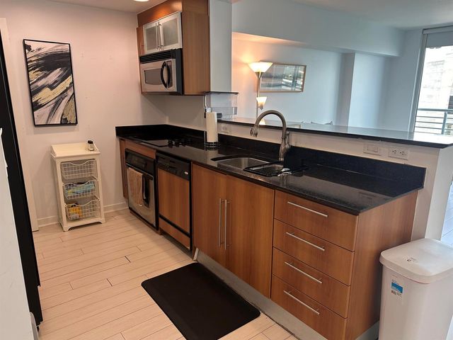 335 S BISCAYNE Boulevard 3706, Miami, FL 33131