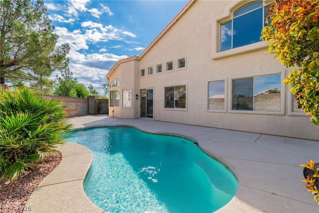 10332 Falls Church Avenue, Las Vegas, NV 89144 — photo 2