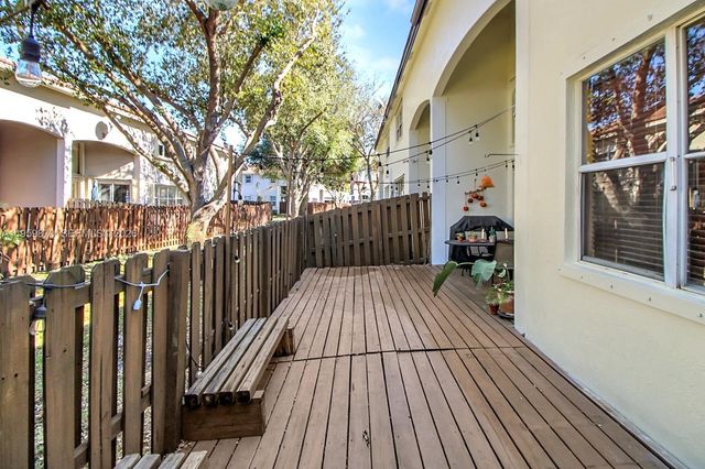 11531 NW 79th Ln, Doral, FL 33178