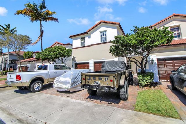 11531 NW 79th Ln, Doral, FL 33178