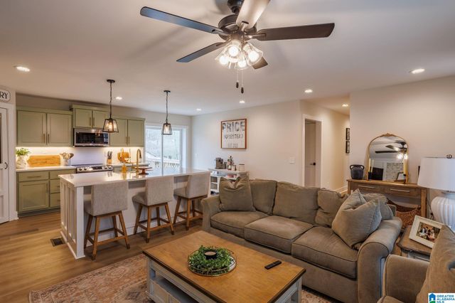 1905 WOLF CREEK ROAD N, Pell City, AL 35125