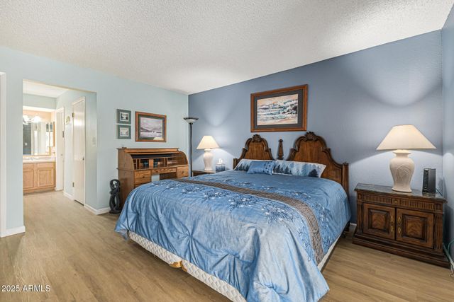 519 S 77th Street, Mesa, AZ 85208