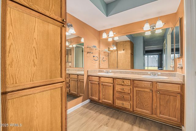 519 S 77th Street, Mesa, AZ 85208