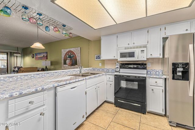 519 S 77th Street, Mesa, AZ 85208