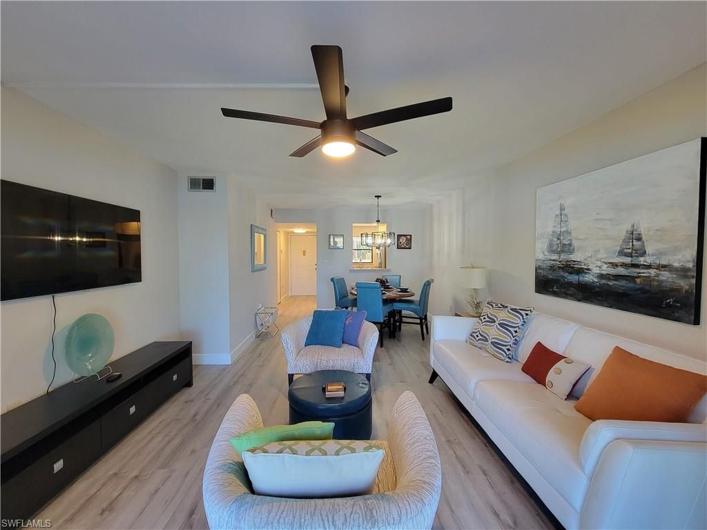 4198 27th CT SW # 106, Naples, FL 34116