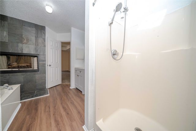 213 Rainsong Drive, Cedar Hill, TX 75104