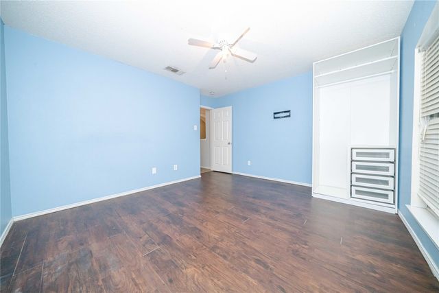 213 Rainsong Drive, Cedar Hill, TX 75104