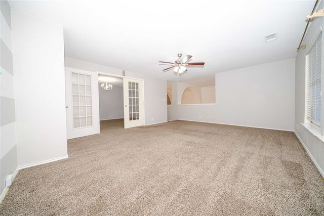 213 Rainsong Drive, Cedar Hill, TX 75104