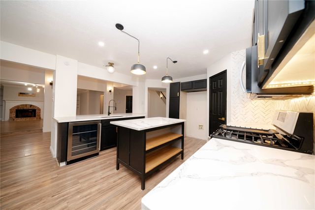 213 Rainsong Drive, Cedar Hill, TX 75104