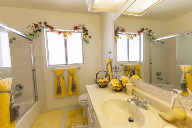 11465 Fox Hollow Lane, Pacoima, CA 91331