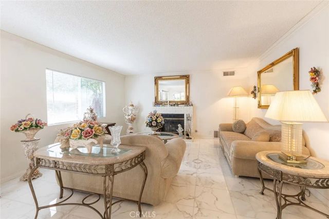 11465 Fox Hollow Lane, Pacoima, CA 91331