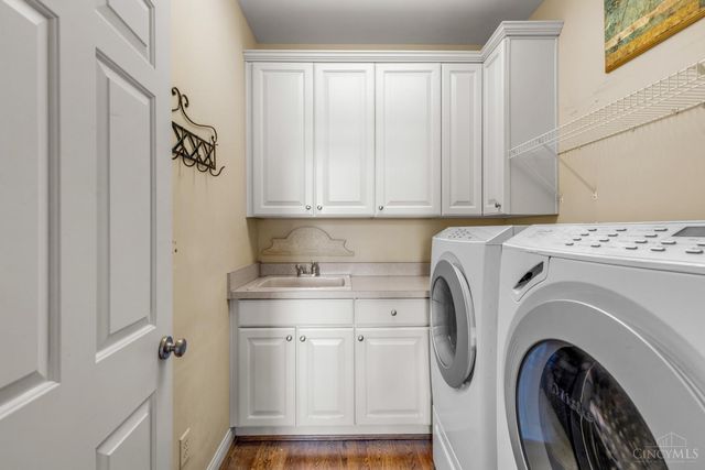 1046 Tuscany Place, Cincinnati, OH 45226