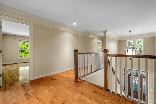 1046 Tuscany Place, Cincinnati, OH 45226
