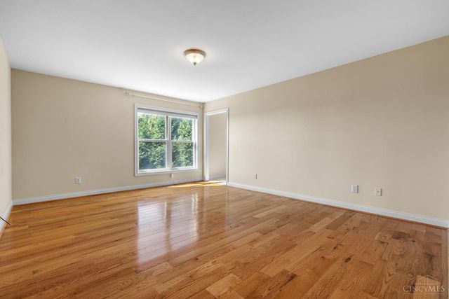 1046 Tuscany Place, Cincinnati, OH 45226