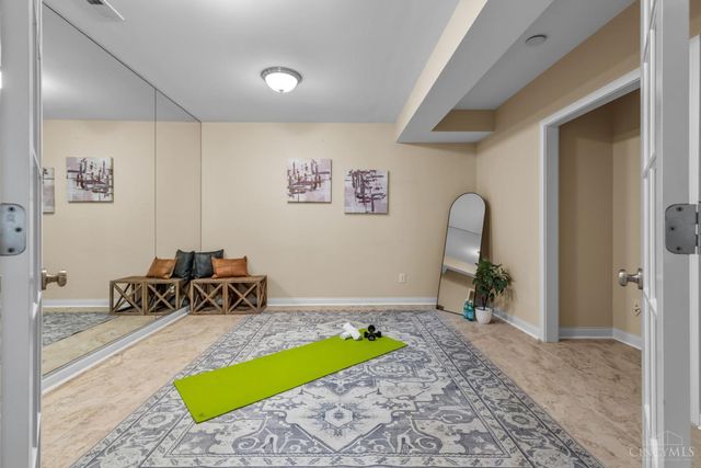 1046 Tuscany Place, Cincinnati, OH 45226