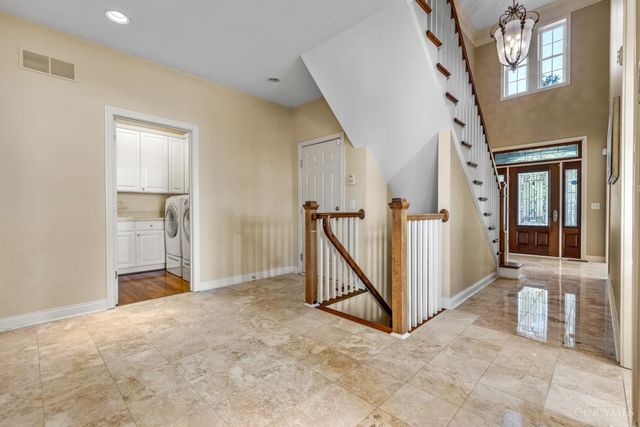 1046 Tuscany Place, Cincinnati, OH 45226