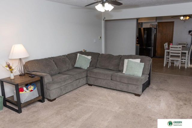 1503 Meadow Lane, York, NE 68467