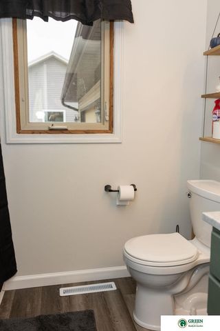 1503 Meadow Lane, York, NE 68467