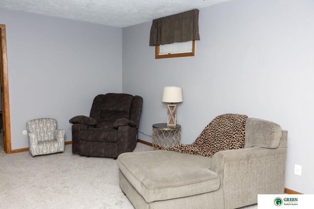 1503 Meadow Lane, York, NE 68467