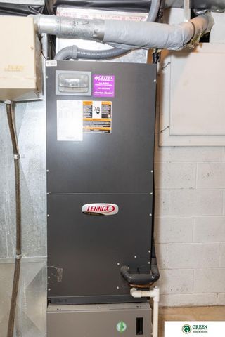 1503 Meadow Lane, York, NE 68467