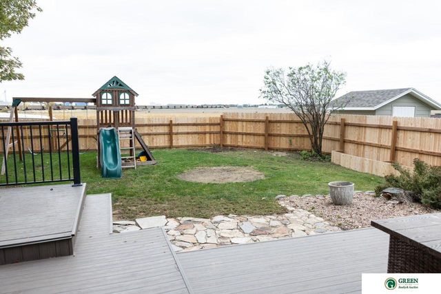 1503 Meadow Lane, York, NE 68467