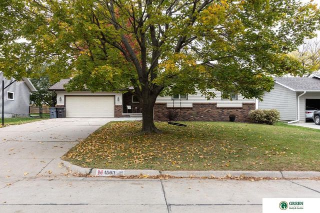 1503 Meadow Lane, York, NE 68467