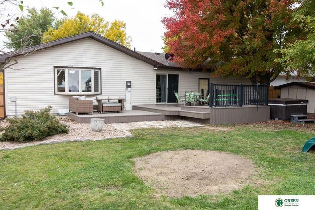 1503 Meadow Lane, York, NE 68467