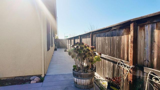 3089 Palomino Way, Hollister, CA 95023