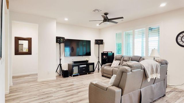 3089 Palomino Way, Hollister, CA 95023