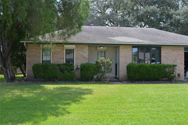 514 Bellmar Lane, Friendswood, TX 77546