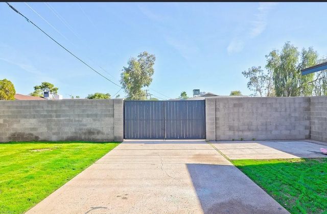 8144 E Fairmount Avenue, Scottsdale, AZ 85251