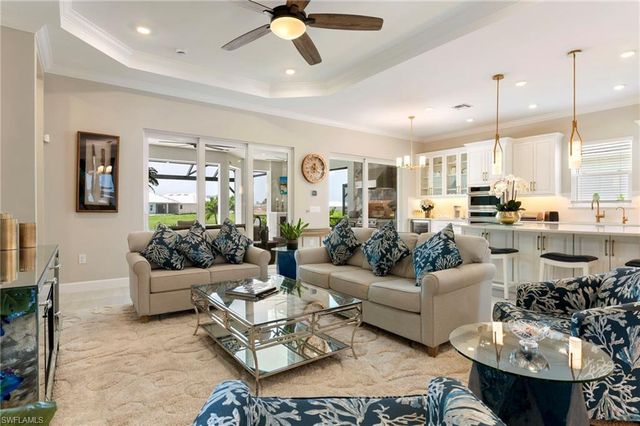15710 Triesta LN, Naples, FL 34114