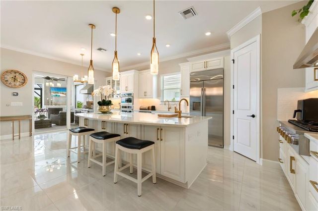 15710 Triesta LN, Naples, FL 34114