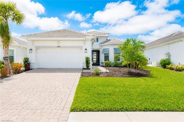 15710 Triesta LN, Naples, FL 34114