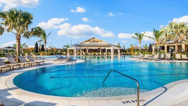 15710 Triesta LN, Naples, FL 34114