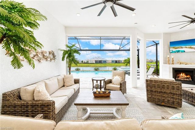 15710 Triesta LN, Naples, FL 34114
