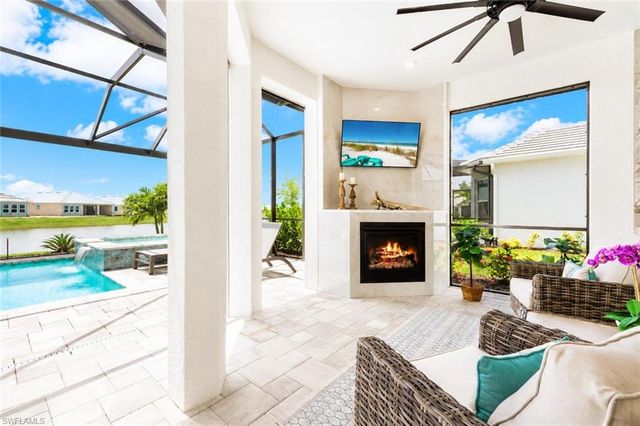 15710 Triesta LN, Naples, FL 34114