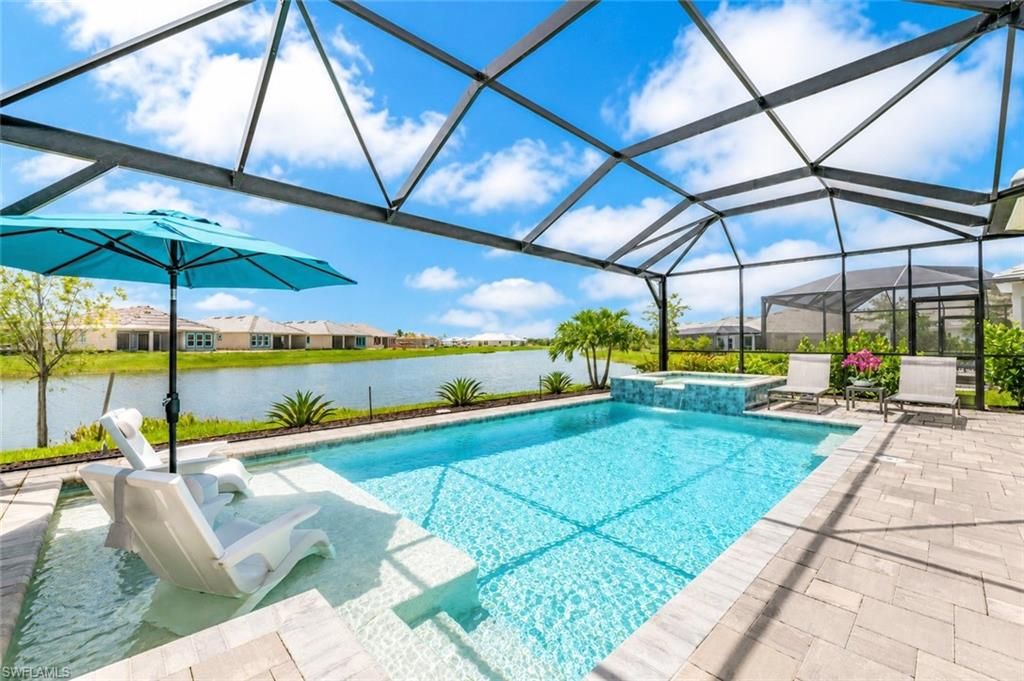 15710 Triesta LN, Naples, FL 34114
