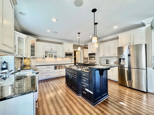 151 Vista Ridge Drive, South Lebanon, OH 45065