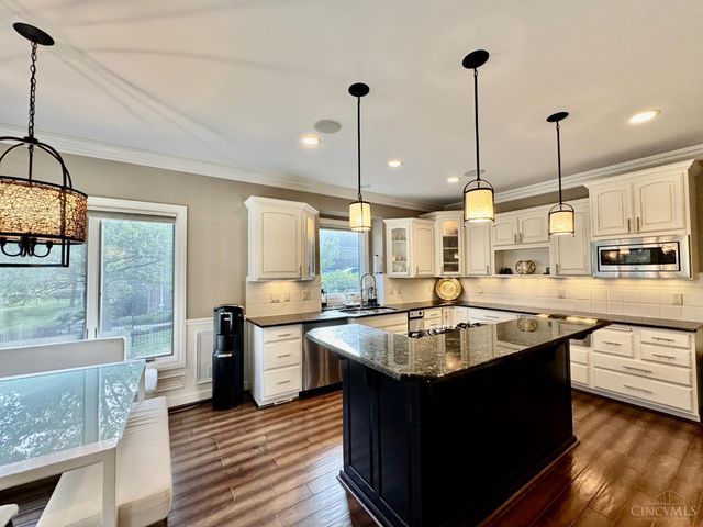 151 Vista Ridge Drive, South Lebanon, OH 45065