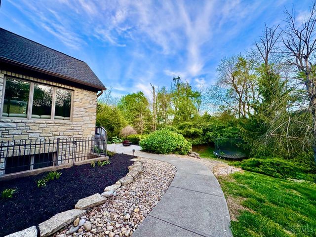 151 Vista Ridge Drive, South Lebanon, OH 45065