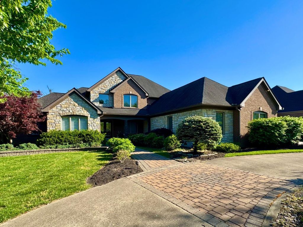 151 Vista Ridge Drive, South Lebanon, OH 45065